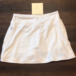 White straight tennis skirt